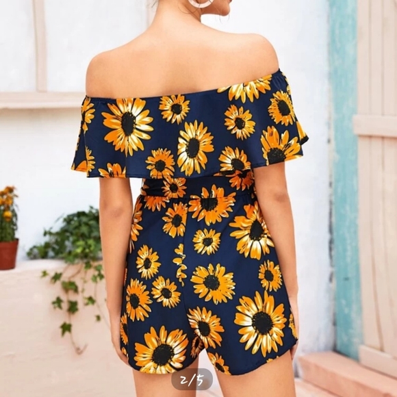 SOLD ✅ Sunflower Romper - Picture 2 of 6